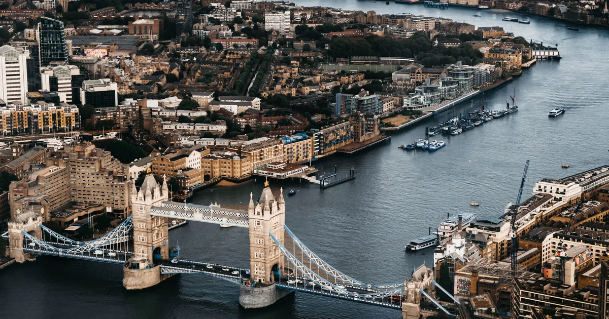 London travel scenery